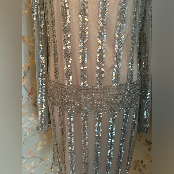 Aidan Mattox Beaded and Sequin Embellished Dress Size 10 - Picture 4 of 16